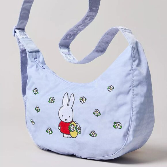 BAGGU x Miffy NWT Medium Crescent Bag - Embroidered Miffy - Picture 4 of 9